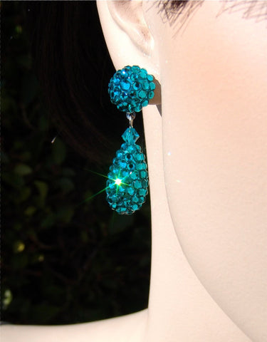 EJ 2211: Blue Zircon