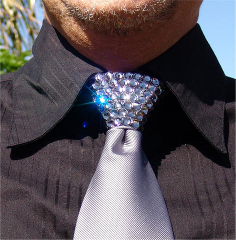 Black Diamond Crystal Stoned Men’s Grey Zipper Tie (size 30' stones).