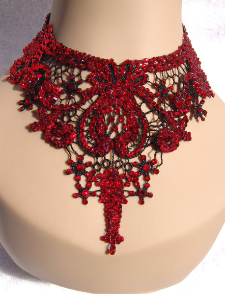 NUG 68760 Black Victorian Lace Necklace Light Siam Crystal