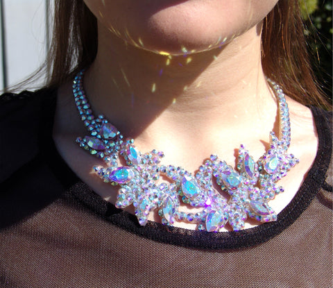 NUG - NC 11 008-15  Crystal Necklace: Aurora Borealis